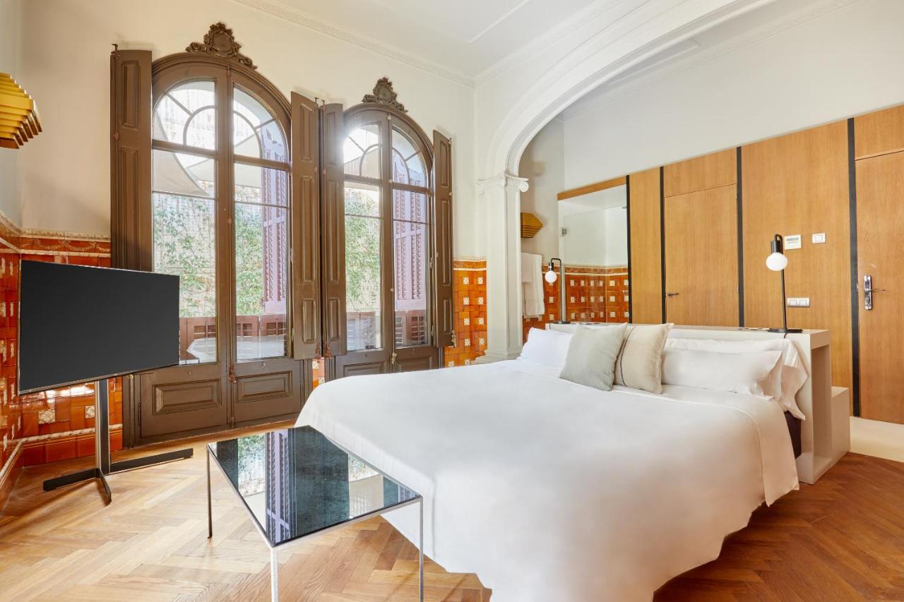 Le Palacete Powered By Sonder บาร์เซโลนา ภายนอก รูปภาพ